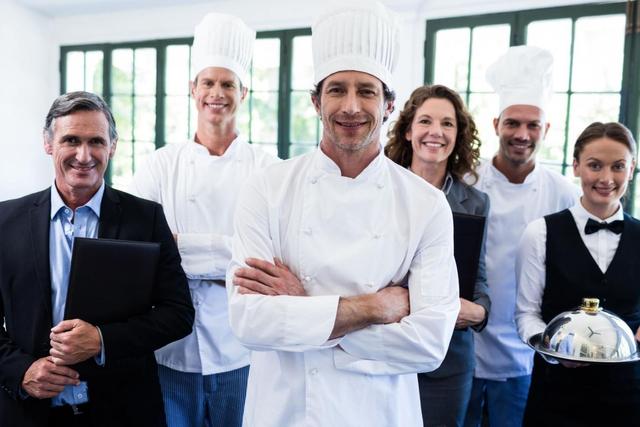Complete List of Restaurant Staff [Roles + Responsibilities]
