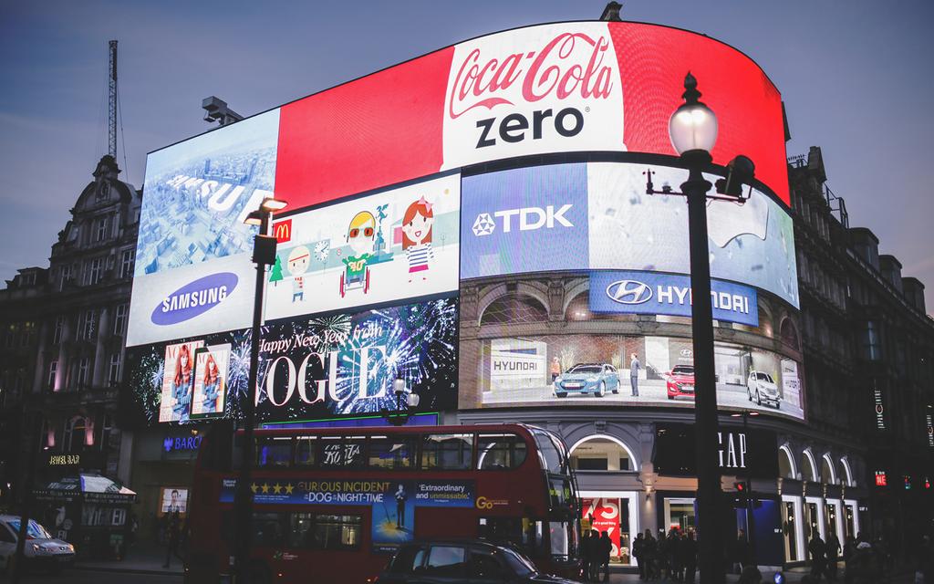 Using Electronic Signs to Promote Your Restaurant