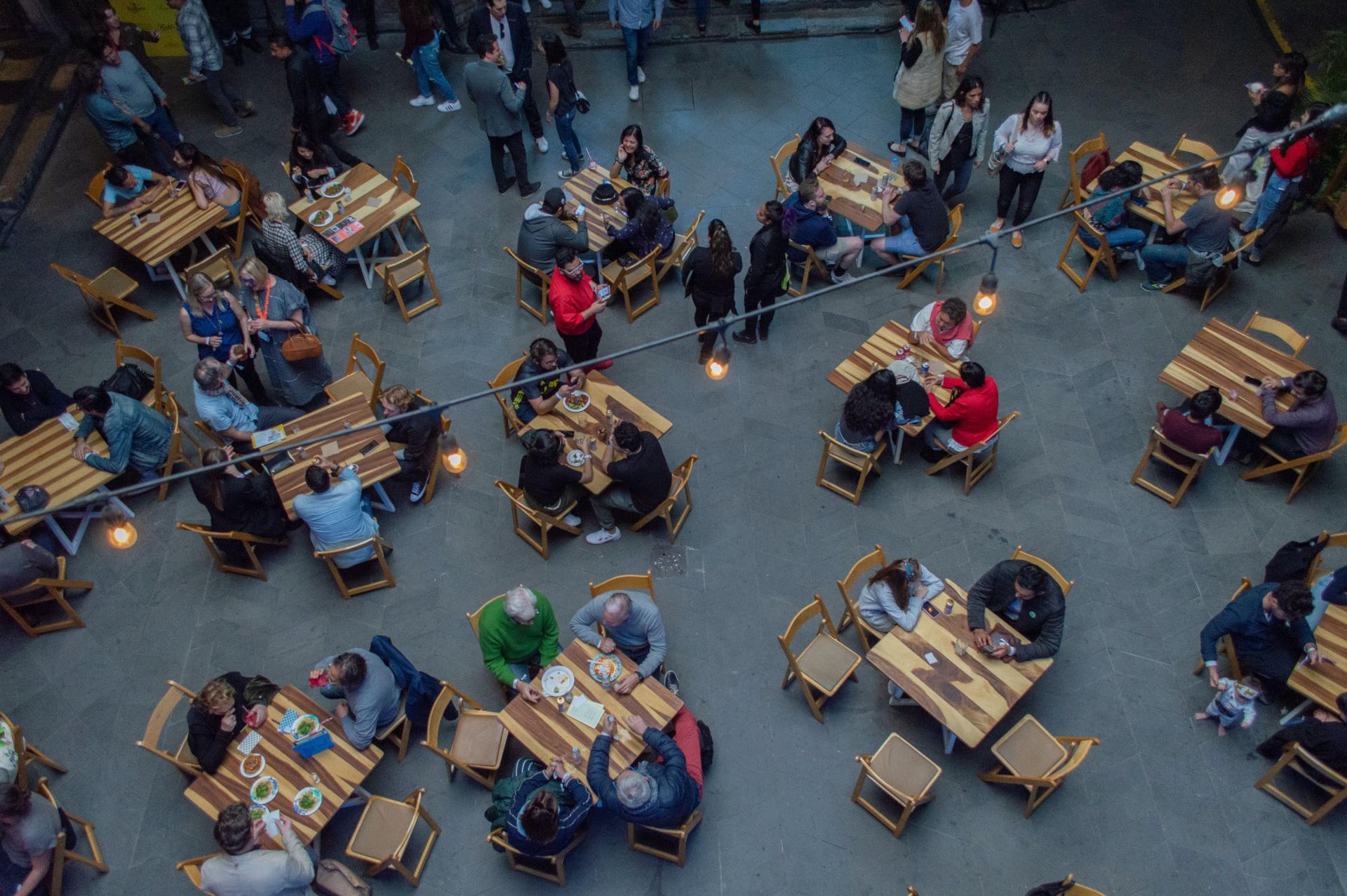 Restaurante con espacio exterior en México