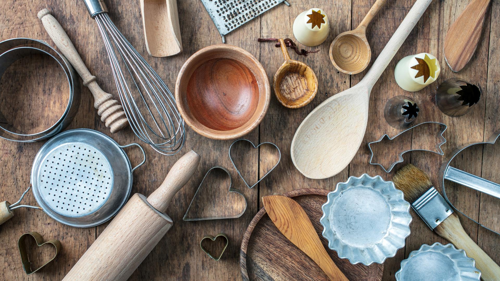 several baking tools