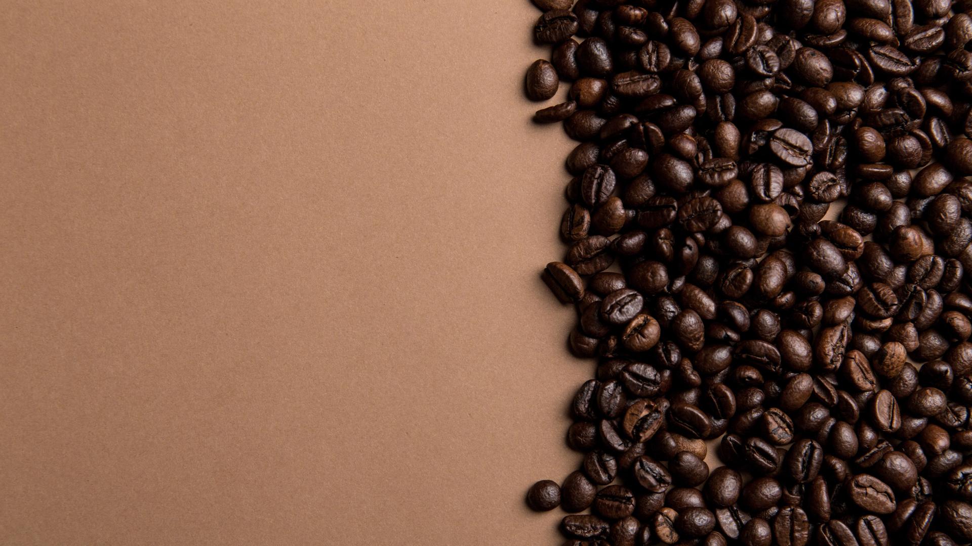 dark roast coffee grains