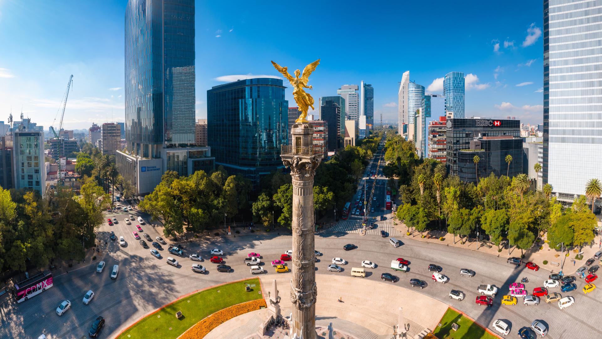 CDMX's independence monument