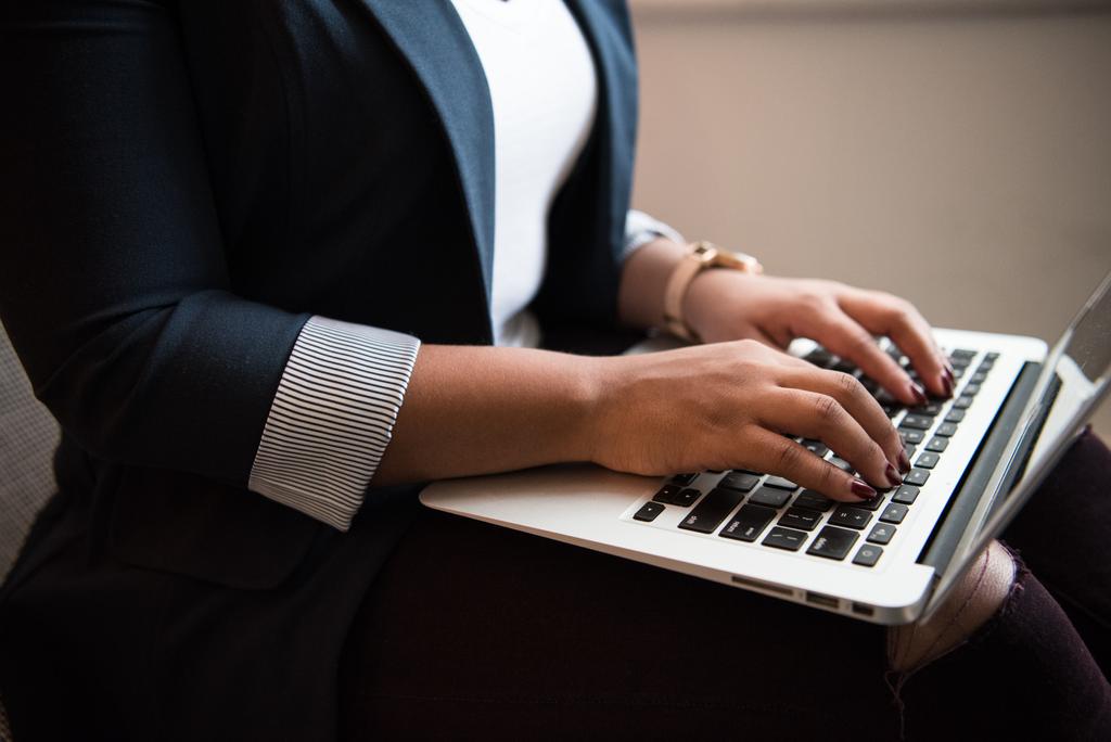 Dévoiler les avantages de l'assistance par chat en direct pour les entreprises modernes